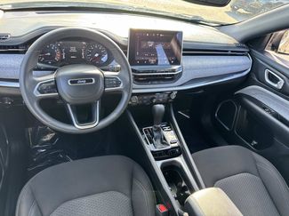 Used 2023 Jeep Compass Sport video 2