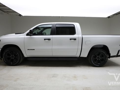 New 2026 RAM 1500 Express AWD/4WD image 2