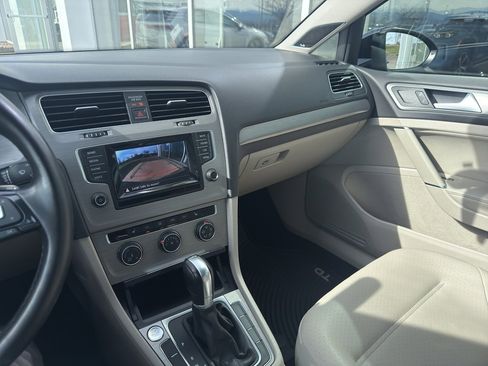 Used 2015 Volkswagen Golf TDI SE image 14