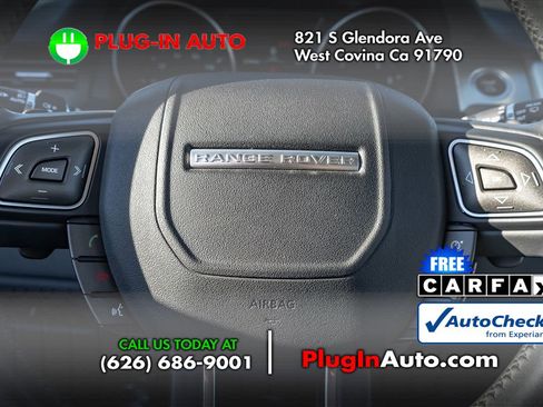 Used 2017 Land Rover Range Rover Evoque SE image 17