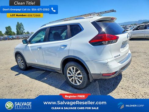 Used 2017 Nissan Rogue SV FWD image 3