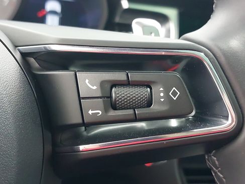 Certified 2026 Porsche Macan S AWD/4WD image 20