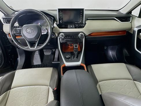 Used 2021 Toyota RAV4 Adventure image 16
