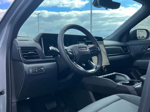 Used 2026 GMC Terrain AT4 w/ Convenience Package III image 12