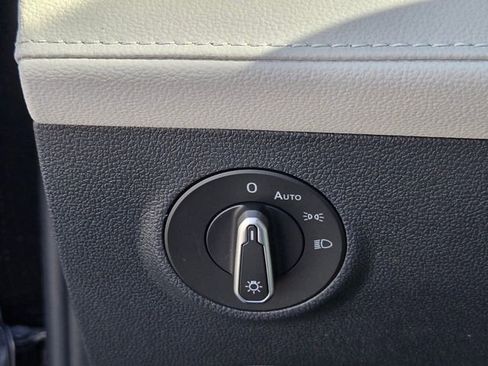New 2026 Volkswagen Taos S FWD image 21