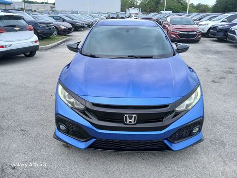 Used 2018 Honda Civic Sport image 3