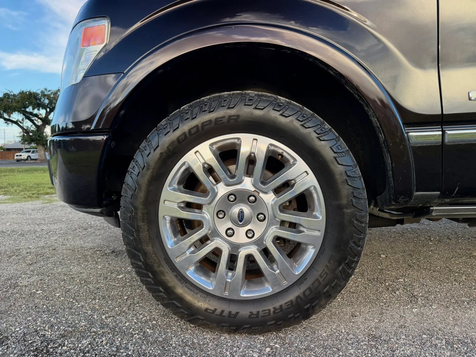 Used 2014 Ford F150 Platinum AWD/4WD image 25