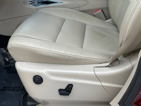 Used 2021 Jeep Grand Cherokee Limited AWD/4WD image 15