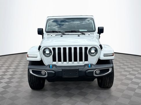 Used 2023 Jeep Wrangler Unlimited Sahara w/ Cold Weather Group AWD/4WD image 2