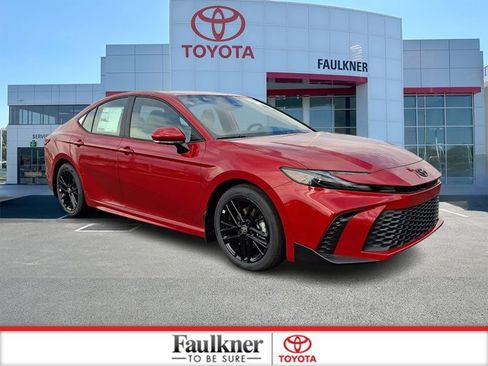 New 2026 Toyota Camry SE image 1