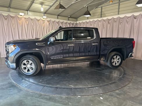 Used 2025 GMC Sierra 1500 SLT RWD image 8