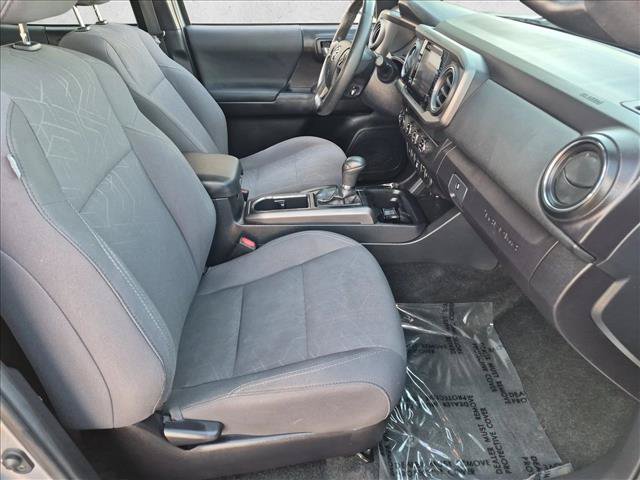 Used 2019 Toyota Tacoma TRD Off-Road w/ Technology Package AWD/4WD image 26
