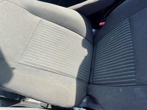 Used 2019 Ford Transit 250 148 Medium Roof image 12