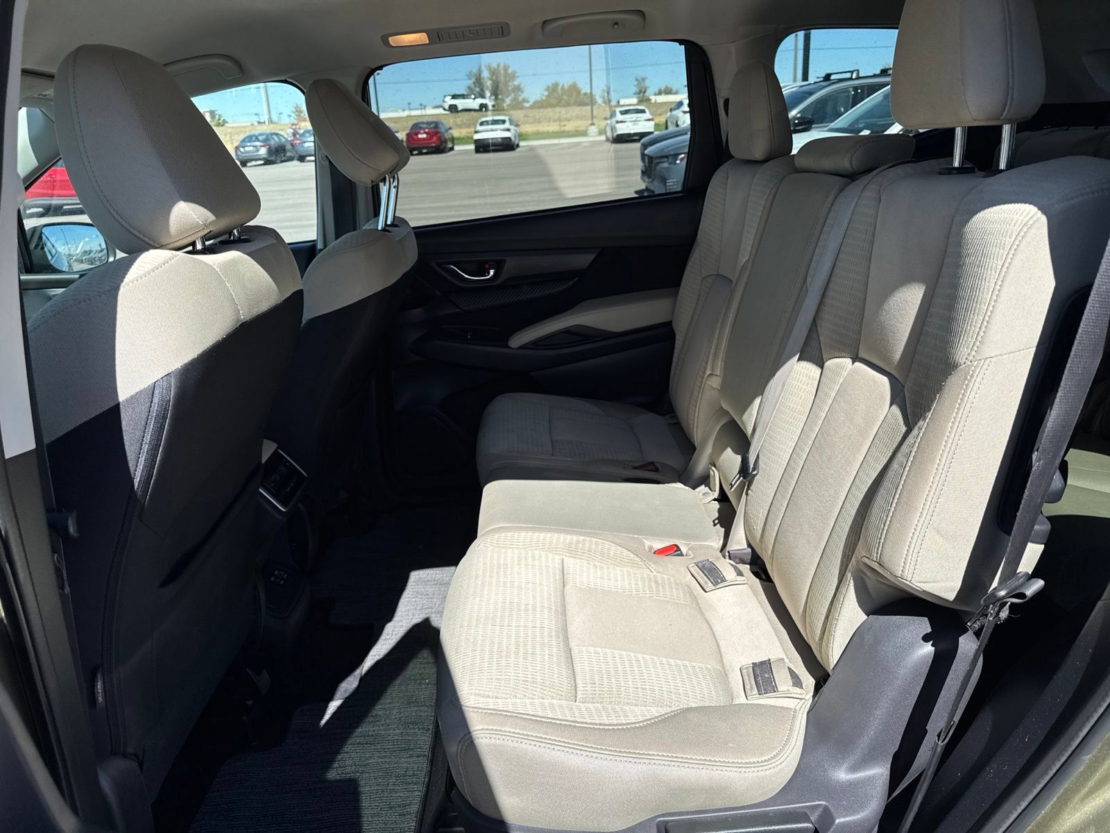 Used 2023 Subaru Ascent Premium w/ Convenience Package AWD/4WD image 9