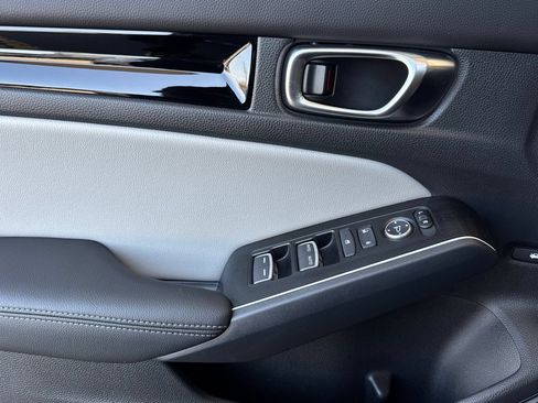 Certified 2025 Honda Civic Sport image 11