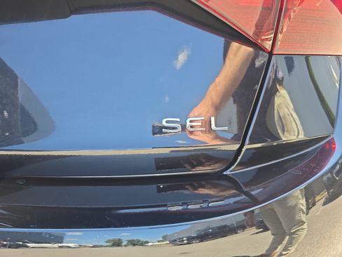 Used 2023 Volkswagen Jetta SEL FWD image 33