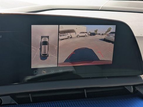 New 2025 Cadillac Optiq Luxury 2 image 17