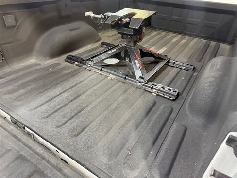 Used 2021 RAM 2500 Tradesman w/ Bed Utility Group image 17