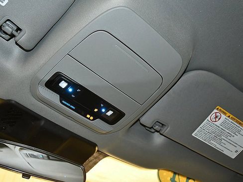 Used 2024 Ford F250 XLT image 31