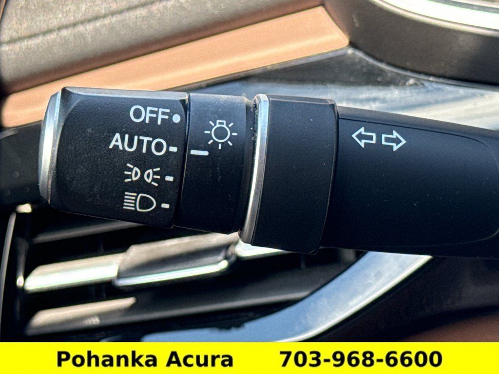 Certified 2024 Acura MDX w/ Technology Package AWD/4WD image 11