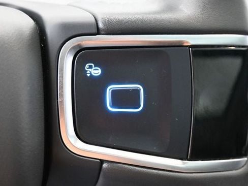 Used 2025 Ford Expedition Active AWD/4WD image 19