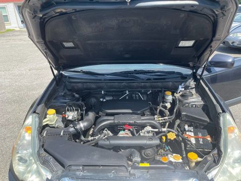 Used 2010 Subaru Outback 2.5i Limited image 13