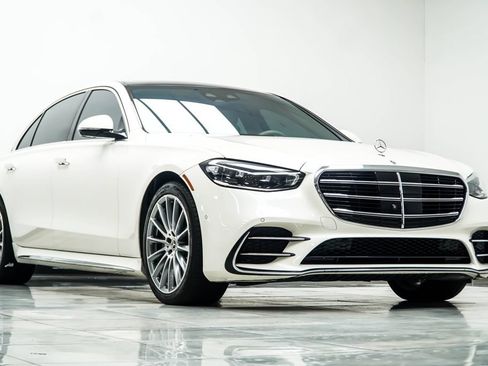 Used 2023 Mercedes-Benz S 500 4MATIC image 4