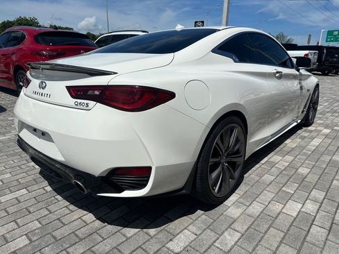Used 2017 INFINITI Q60 Red Sport 400 RWD image 8