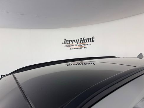 Used 2022 Kia Sorento SX image 6