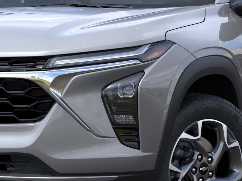 New 2026 Chevrolet Trax LT w/ Driver Confidence Package FWD image 13