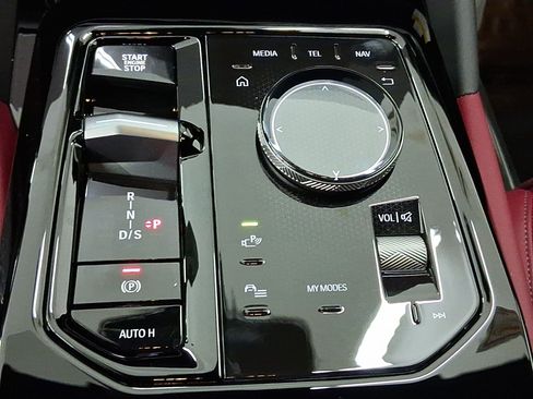 New 2026 BMW 530i w/ M Sport Package RWD image 25