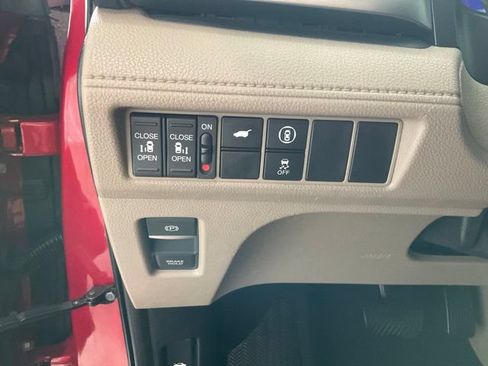 Used 2022 Honda Odyssey EX-L image 9