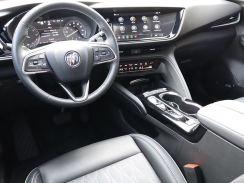 Used 2022 Buick Envision Avenir w/ Technology Package II FWD image 5