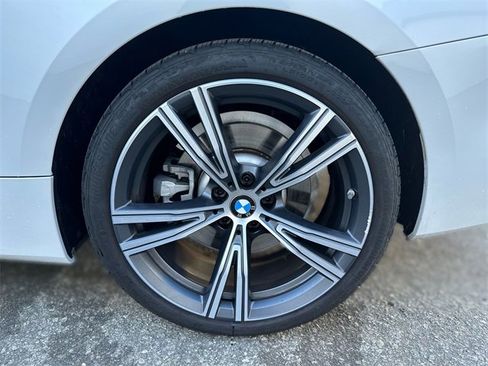 Used 2024 BMW 430i Convertible w/ Premium Package image 10