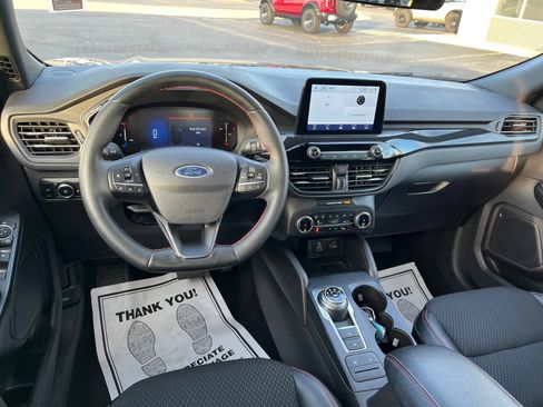 Used 2025 Ford Escape ST-Line Select image 16