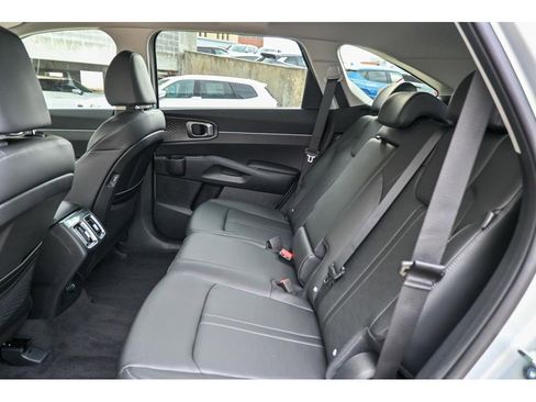 New 2026 Kia Sorento S image 12