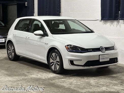 Used 2015 Volkswagen e-Golf SEL Premium FWD image 1