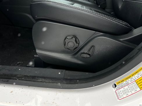 Used 2022 Ford EcoSport Titanium image 12