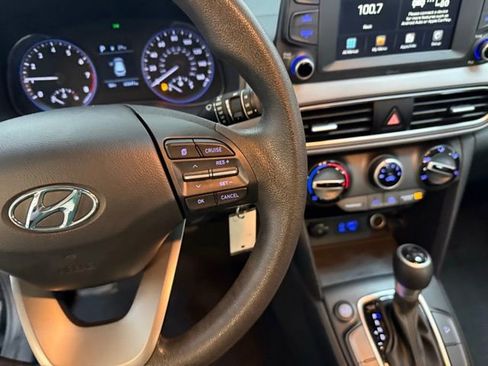 Used 2021 Hyundai Kona SE image 24