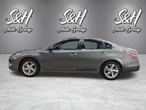 Used 2015 Nissan Altima 2.5 SV w/ Convenience Package image 18