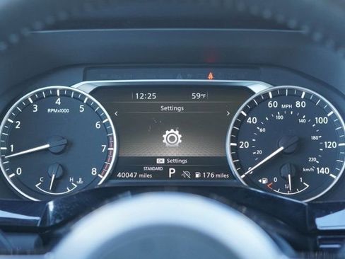 Used 2022 Nissan Pathfinder SL image 19