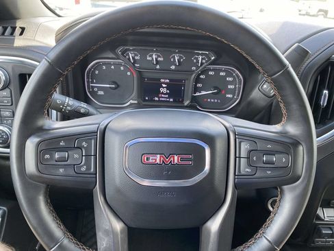 Used 2023 GMC Sierra 2500 AT4 w/ AT4 Preferred Package AWD/4WD image 28