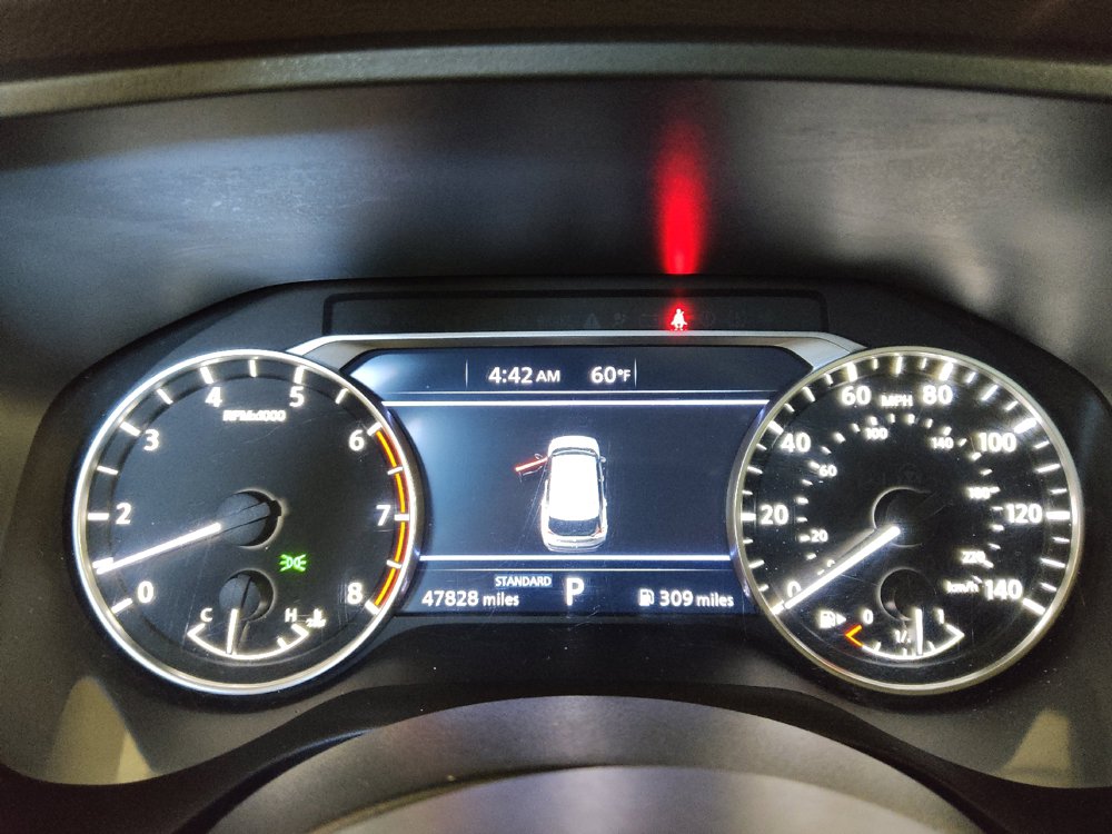 Used 2023 Nissan Rogue SV FWD image 23