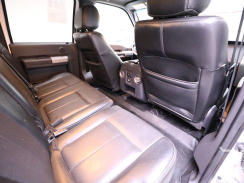 Used 2015 Ford F250 Lariat w/ Lariat Ultimate Package image 12