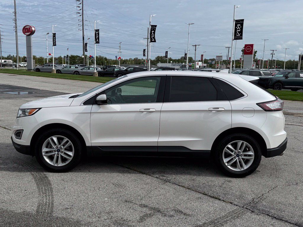 Used 2017 Ford Edge SEL w/ Equipment Group 201A FWD image 4