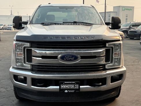 Used 2018 Ford F350 XLT w/ Camper Package AWD/4WD image 2