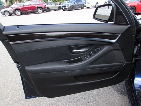 Used 2015 BMW 528i Sedan RWD image 9