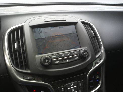 Used 2014 Buick LaCrosse Leather AWD/4WD image 16
