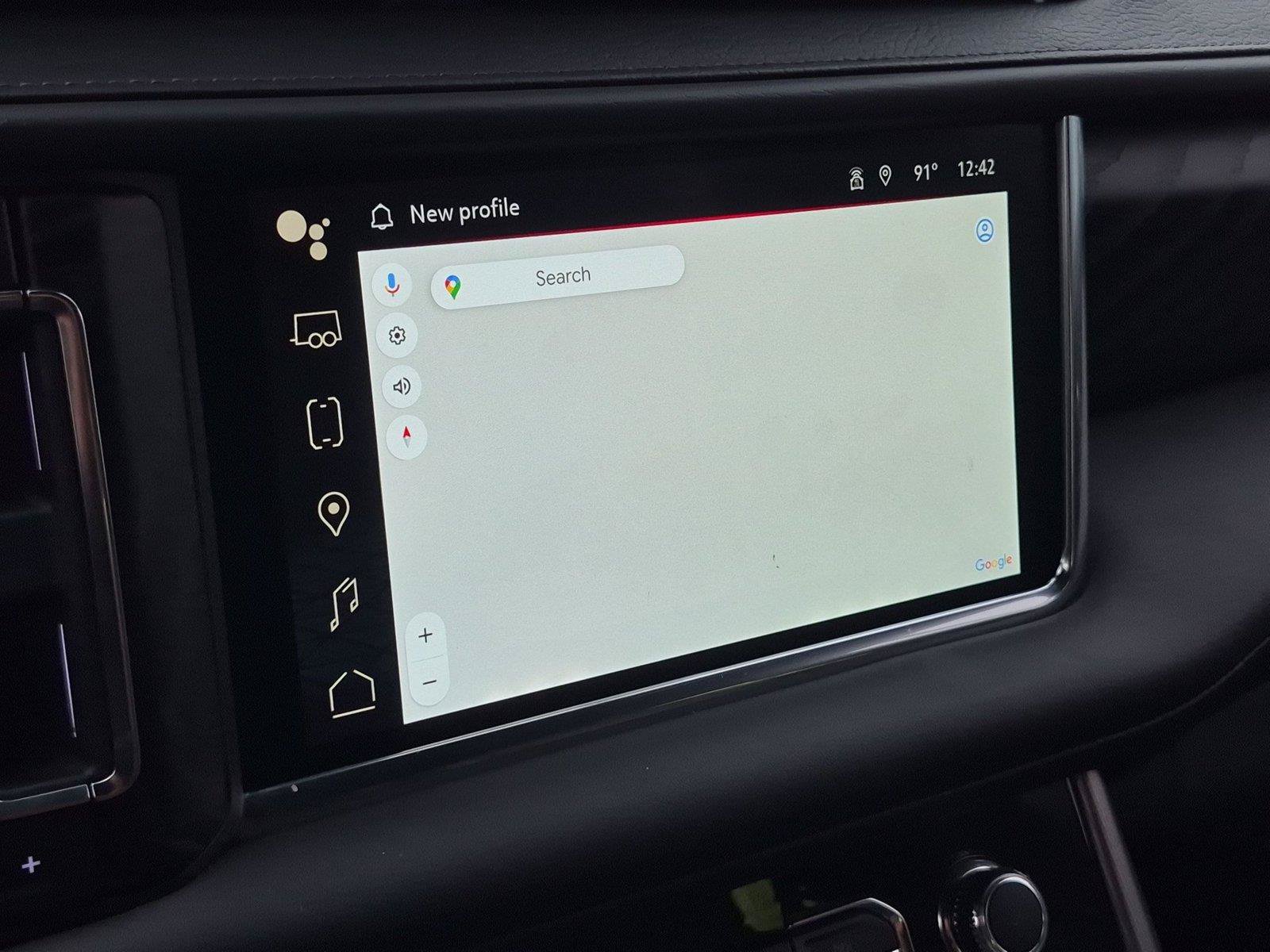 Used 2024 GMC Yukon Denali RWD image 18