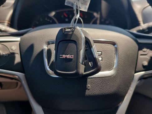 Used 2020 GMC Terrain SLE w/ Driver Convenience Package FWD image 31